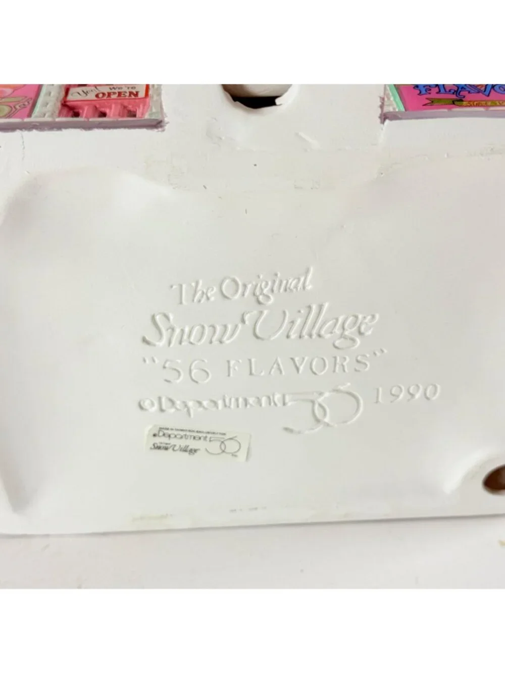 Dept 56 56 Flavors Ice Cream Parlor Original Snow Village Lighted Building 51519